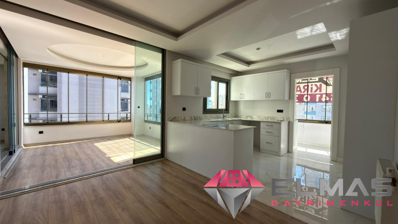 Elmas'tan Batıkent'te Havuzlu 3 Banyolu Yeni Nesil 4+1