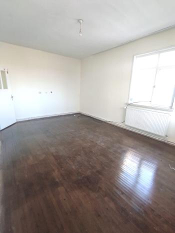 HÜRRİYET MAHALLESİNDE SATILIK 2+1 FIRSAT DAİRE