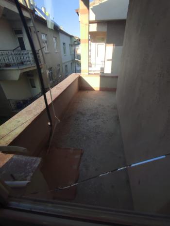 HÜRRİYET MAHALLESİNDE SATILIK 2+1 FIRSAT DAİRE