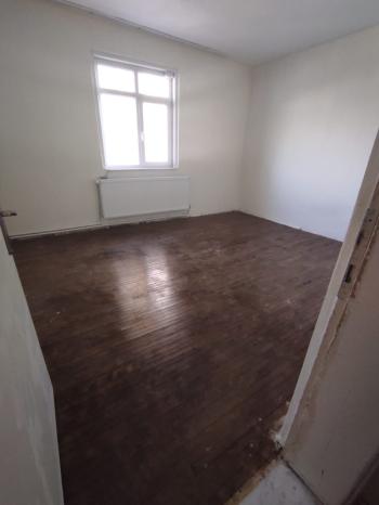 HÜRRİYET MAHALLESİNDE SATILIK 2+1 FIRSAT DAİRE