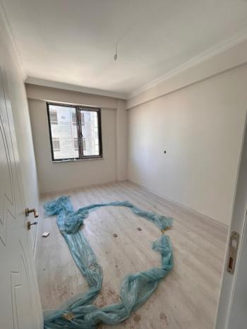 AFYON ÜÇOK EMLAKTAN ALİ İHSAN PAŞA MAH SATILIK ASANSÖRLÜ SIFIR LÜX 3+1 DAİRE