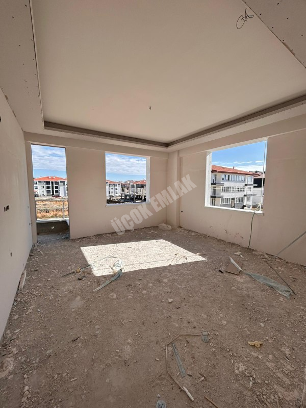 AFYON ÜÇOK EMLAKTAN KANLICA MAH SATILIK SIFIR 3+1 LÜX FIRSAT DAİRELER