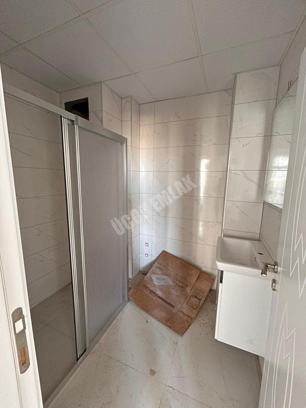 AFYON ÜÇOK EMLAKTAN ALİ İHSAN PAŞA MAH SATILIK ASANSÖRLÜ SIFIR LÜX 3+1 DAİRE