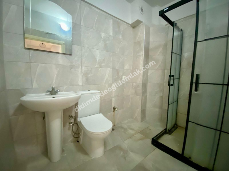 DİDİM ŞEHİR MERKEZİNDE SATILIK 2+1 AYRI MUTFAK DAİRE