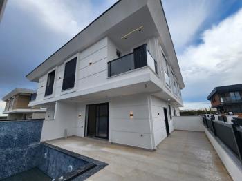 DİDİM EFELER MAHALLESİ’NDE TAM MÜSTAKİL ULTRA LÜKS 3+1 | ÖZEL HAVUZLU | OTOPARKLI | MÜSTAKİL GİRİŞ | 3 BANYOLU | EBEVEYN BANYOLU | OTOMATİK PANJURLU | GÜNEY-BATI CEPHE SATILIK VİLLA