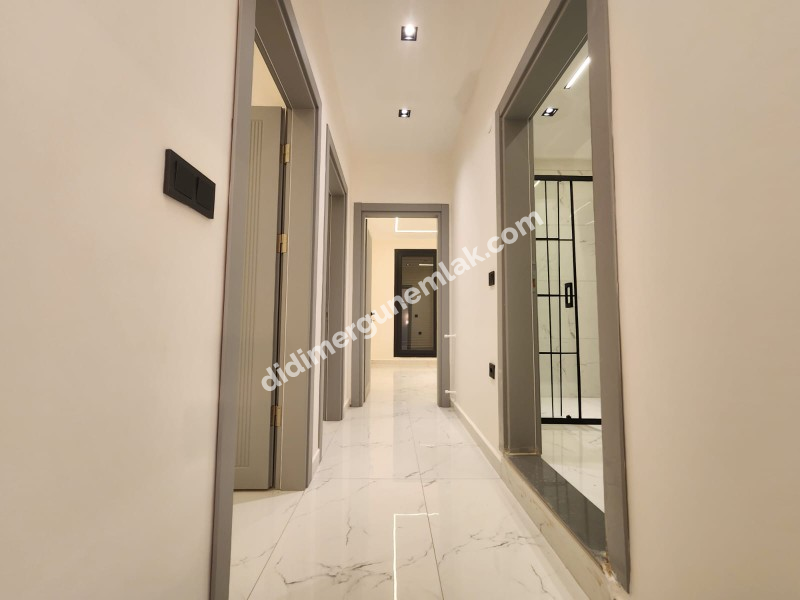 DİDİM EFELER MAHALLESİ’NDE TAM MÜSTAKİL ULTRA LÜKS 3+1 | ÖZEL HAVUZLU | OTOPARKLI | MÜSTAKİL GİRİŞ | 3 BANYOLU | EBEVEYN BANYOLU | OTOMATİK PANJURLU | GÜNEY-BATI CEPHE SATILIK VİLLA