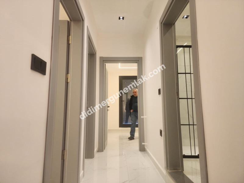 DİDİM EFELER MAHALLESİ’NDE TAM MÜSTAKİL ULTRA LÜKS 3+1 | ÖZEL HAVUZLU | OTOPARKLI | MÜSTAKİL GİRİŞ | 3 BANYOLU | EBEVEYN BANYOLU | OTOMATİK PANJURLU | GÜNEY-BATI CEPHE SATILIK VİLLA