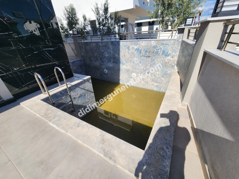 DİDİM SAĞTUR’DA DENİZE YÜRÜME MESAFESİNDE 3+1 TAM MÜSTAKİL ULTRA LÜKS | HAVUZLU | EBEVEYN BANYOLU | OTOMATİK PANJURLU | ÇİFT BALKONLU SATILIK VİLLA