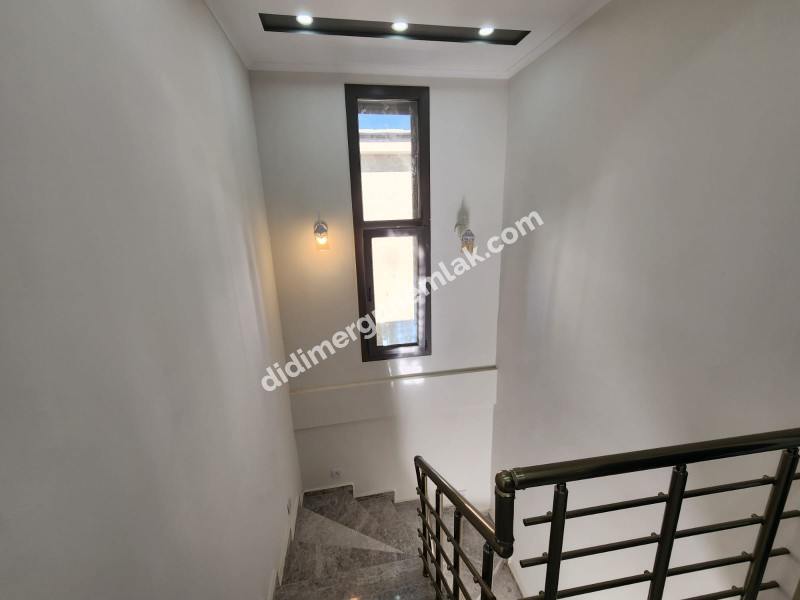 DİDİM SAĞTUR’DA DENİZE YÜRÜME MESAFESİNDE 3+1 TAM MÜSTAKİL ULTRA LÜKS | HAVUZLU | EBEVEYN BANYOLU | OTOMATİK PANJURLU | ÇİFT BALKONLU SATILIK VİLLA