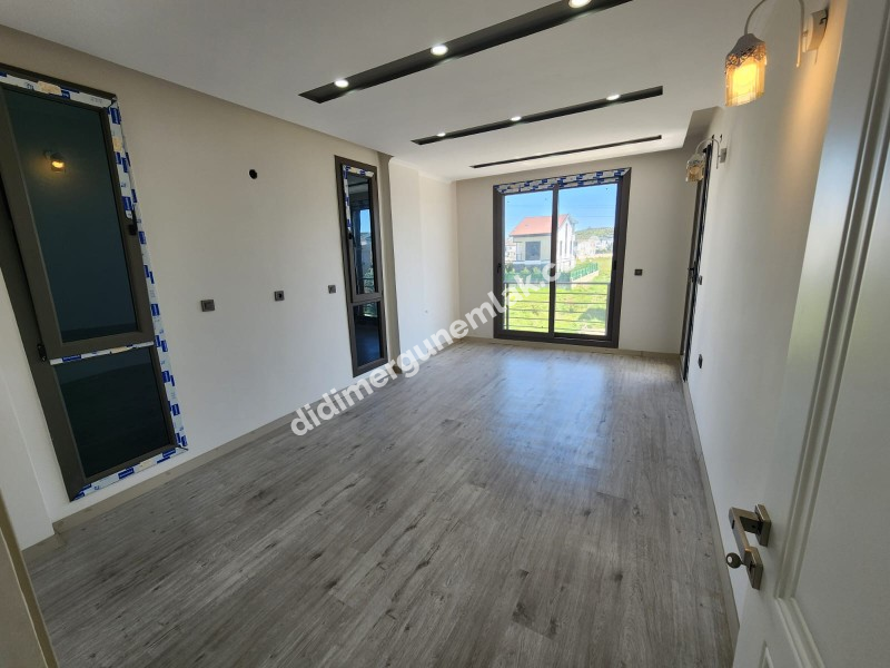 DİDİM SAĞTUR’DA DENİZE YÜRÜME MESAFESİNDE 3+1 TAM MÜSTAKİL ULTRA LÜKS | HAVUZLU | EBEVEYN BANYOLU | OTOMATİK PANJURLU | ÇİFT BALKONLU SATILIK VİLLA