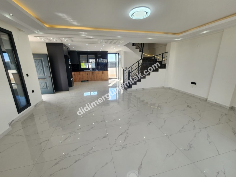 DİDİM EFELER MAHALLESİ’NDE 4+1 ULTRA LÜKS | HAVUZLU | ÖZEL OTOPARKLI | EBEVEYN BANYOLU | GÜNEŞ ALAN TERASI DENİZ MANZARALI SATILIK MÜSTAKİL VİLLA