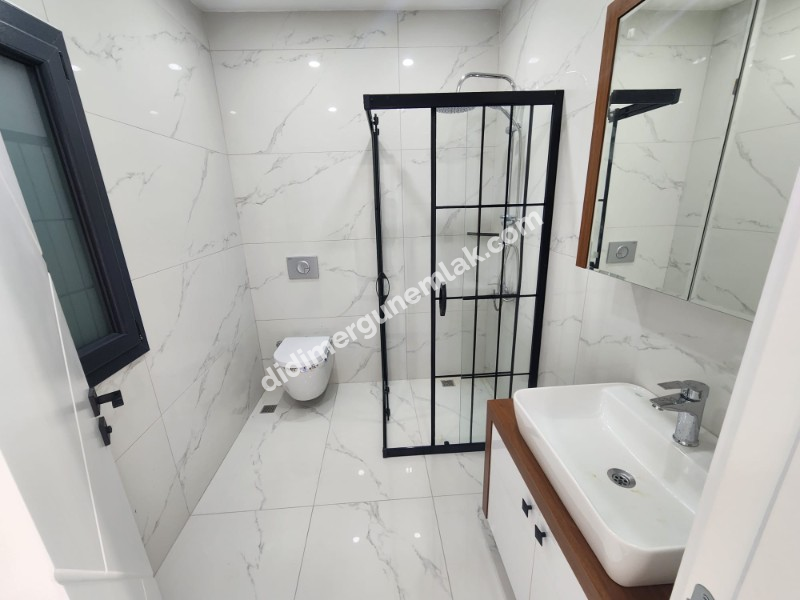 DİDİM EFELER MAHALLESİ’NDE 4+1 ULTRA LÜKS | HAVUZLU | ÖZEL OTOPARKLI | EBEVEYN BANYOLU | GÜNEŞ ALAN TERASI DENİZ MANZARALI SATILIK MÜSTAKİL VİLLA