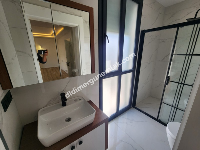 DİDİM EFELER MAHALLESİ’NDE 4+1 ULTRA LÜKS | HAVUZLU | ÖZEL OTOPARKLI | EBEVEYN BANYOLU | GÜNEŞ ALAN TERASI DENİZ MANZARALI SATILIK MÜSTAKİL VİLLA