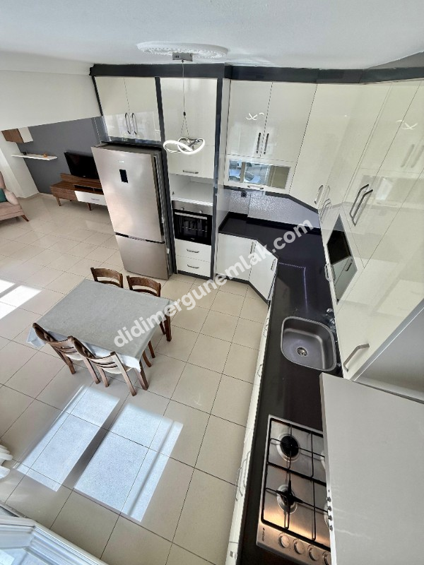DİDİM ALTINKUM MAHALLESİ’NDE 3+1 AYRI MUTFAK FULL EŞYALI SATILIK DAİRE