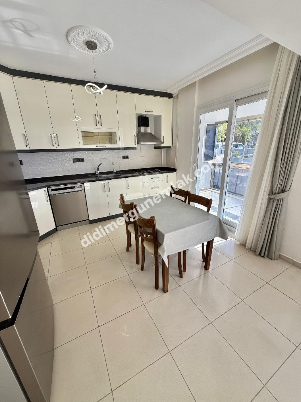 DİDİM ALTINKUM MAHALLESİ’NDE 3+1 AYRI MUTFAK FULL EŞYALI SATILIK DAİRE