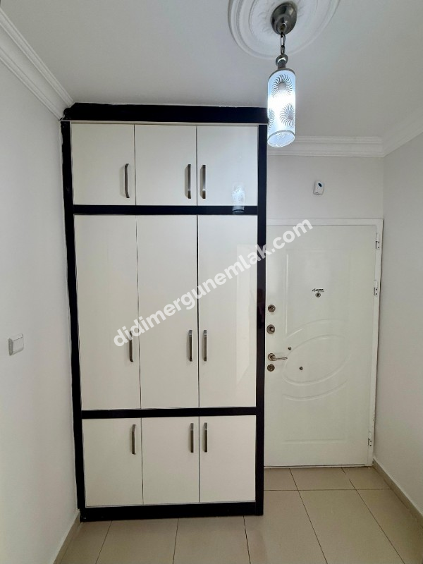 DİDİM ALTINKUM MAHALLESİ’NDE 3+1 AYRI MUTFAK FULL EŞYALI SATILIK DAİRE