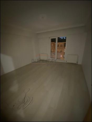 GÜVENAY - ÇORUM ULUKAVAK MAH. CUMHURİYET ORTAOKULU YANI  3+1 KİRALIK DAİRE