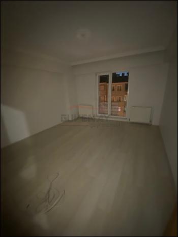 GÜVENAY - ÇORUM ULUKAVAK MAH. CUMHURİYET ORTAOKULU YANI  3+1 KİRALIK DAİRE