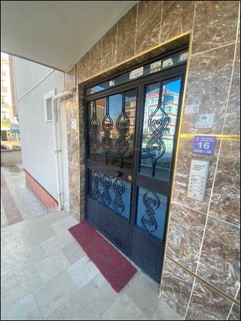 GÜVENAY - ÇORUM GÜLABİBEY HZ. EBUBEKİR CAMİİ CİVARI 2+1 SATILIK DAİRE