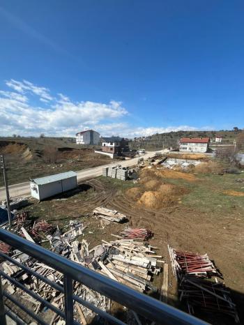 ÜNİVERSİTE BÖLGESİNDE SATILIK 2+0 DAİRE