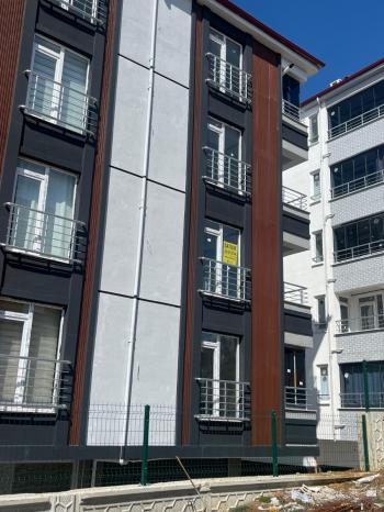 ÜNİVERSİTE BÖLGESİNDE SATILIK 2+0 DAİRE