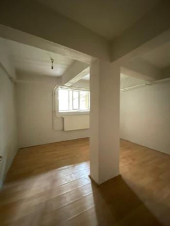 AFYON ÜÇOK EMLAKTAN DERVİŞPAŞA MAH 1+1 50M² KİRALIK DAİRE 