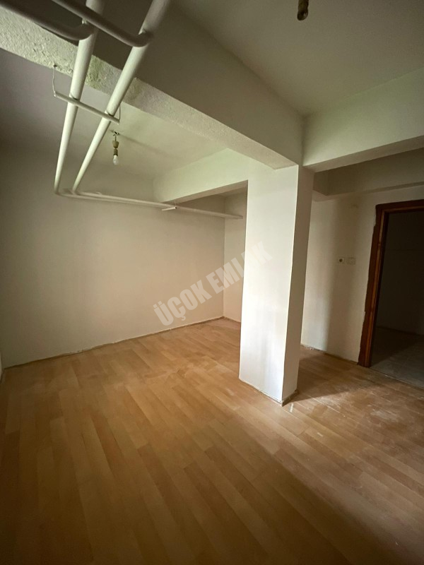 AFYON ÜÇOK EMLAKTAN DERVİŞPAŞA MAH 1+1 50M² KİRALIK DAİRE 