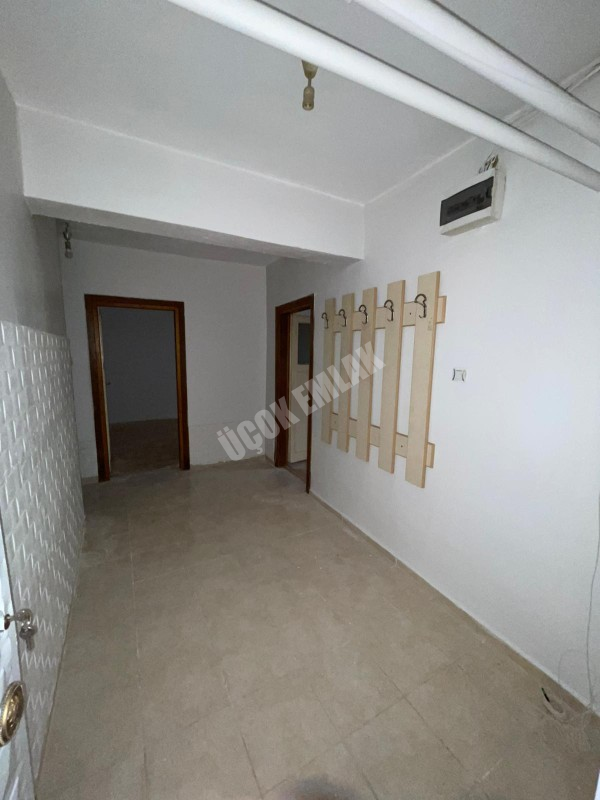 AFYON ÜÇOK EMLAKTAN DERVİŞPAŞA MAH 1+1 50M² KİRALIK DAİRE 