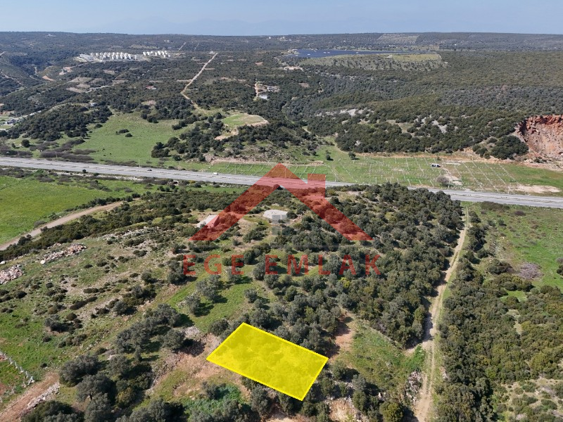 Göl Manzaralı İmarlı Villa Arsası - Yatırımlık Fırsat