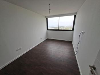 İSKEKLE LONGBEACH BÖLGESİNDE 7 YILDIZLI REZİDANS İLE OTEL KONSEPTLİ SATILIK 2+1 DAİRE