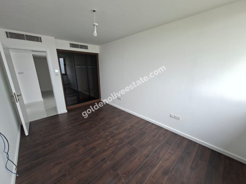 İSKEKLE LONGBEACH BÖLGESİNDE 7 YILDIZLI REZİDANS İLE OTEL KONSEPTLİ SATILIK 2+1 DAİRE