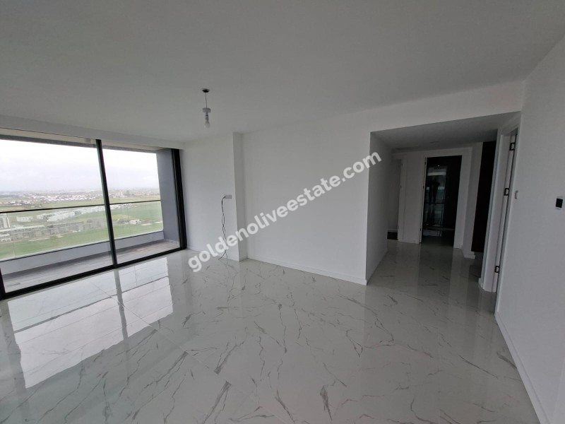 İSKEKLE LONGBEACH BÖLGESİNDE 7 YILDIZLI REZİDANS İLE OTEL KONSEPTLİ SATILIK 2+1 DAİRE