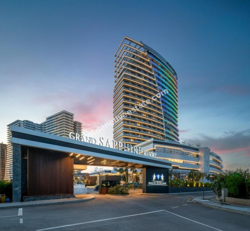 İSKEKLE LONGBEACH BÖLGESİNDE 7 YILDIZLI REZİDANS İLE OTEL KONSEPTLİ SATILIK 2+1 DAİRE