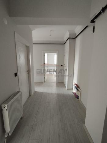 GÜVENAY - ÇORUM ULUKAVAK MAHALLESİ ÇEVRE YOLU ÜZERİ  3+1 KİRALIK DAİRE