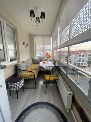 GÜVENAY - ÇORUM İKBAL IŞIKLARI OSMANCIK CADDESİ ÜZERİ 3+1 SATILIK DAİRE 