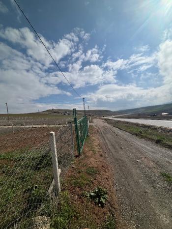 GÜVENAY - ÇORUM MERKEZ SOĞUKSU KÖYÜ MEVKİ 500 M2 SATILIK HOBİ BAHÇESİ 