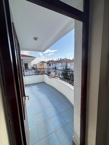 GÜVENAY - ÇORUM ULUKAVAK MAH. PAZARTESİ PAZARI CİVARI 3+1 KİRALIK DAİRE