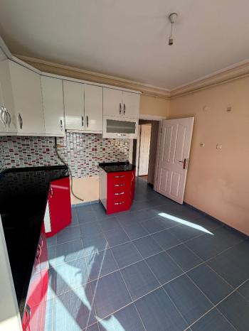 GÜVENAY - ÇORUM ULUKAVAK MAH. PAZARTESİ PAZARI CİVARI 3+1 KİRALIK DAİRE