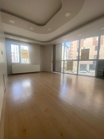 GÜVENAY - ÇORUM ULUKAVAK ADLİYE ARKASI 2+1 KİRALIK OFİS
