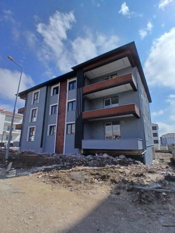 GÜVENAY - ÇORUM  ÇEPNİ MAH. KENT PARK CİVARI SATILIK 3+0 LÜKS DAİRE