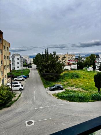 KKTC Lefkoşa Yenikent Bölgesinde Kapalı Otoparklı ve Şömineli 3+1 Kiralık Daire