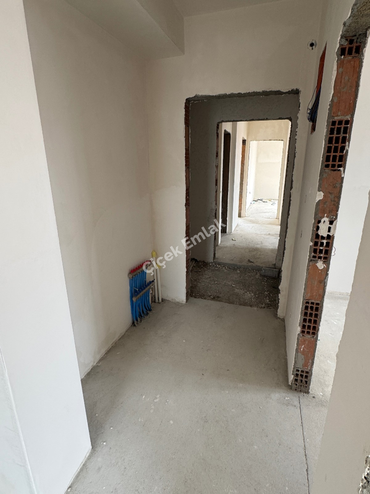 Akşemsettin'de İnşaatı Devam Eden Proje'de 3+1 Sıfır Satılık Daire