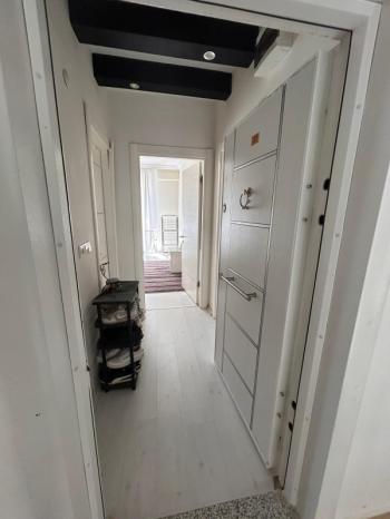 AFYON ÜÇOK EMLAKTAN SELÇUKLU MAH 1+1 60M² EŞYALI TEMİZ BAKIMLI SATILIK DAİRE 