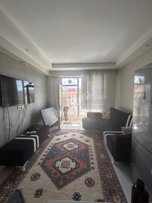 AFYON ÜÇOK EMLAKTAN SELÇUKLU MAH 1+1 60M² EŞYALI TEMİZ BAKIMLI SATILIK DAİRE 