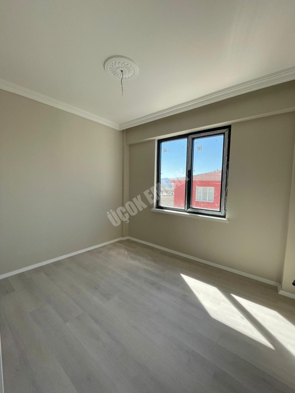 AFYON ÜÇOK EMLAKTAN FATİH MAH 3+1 115M² SIFIR SATILIK DAİRE 