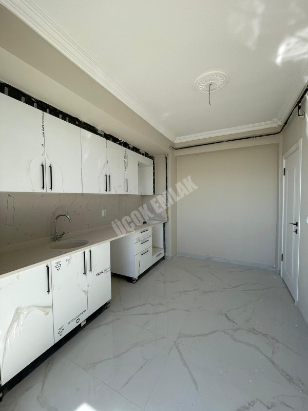 AFYON ÜÇOK EMLAKTAN FATİH MAH 3+1 115M² SIFIR SATILIK DAİRE 