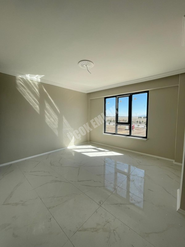 AFYON ÜÇOK EMLAKTAN FATİH MAH 3+1 115M² SIFIR SATILIK DAİRE 