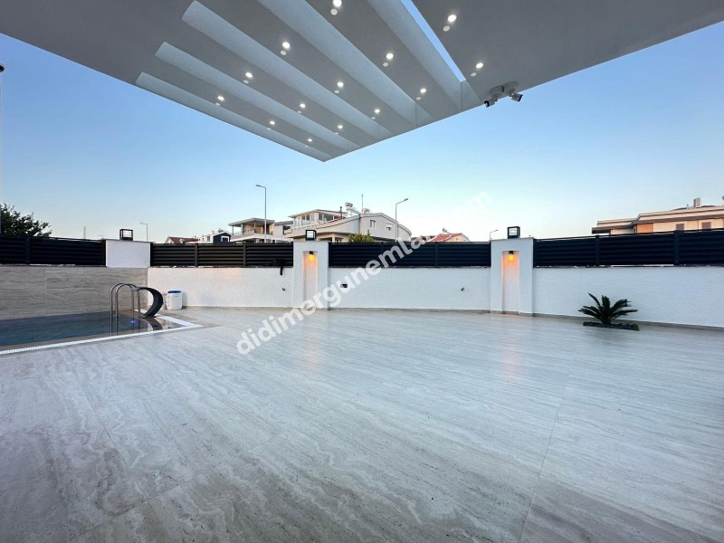  DİDİM EFELER MAHALLESİ’NDE ULTRA LÜKS 4+1 TAM MÜSTAKİL AYRI MUTFAK | AKILLI SİSTEM | HAVUZLU & OTOPARKLI KÖŞE BAŞI FIRSAT VİLLA 