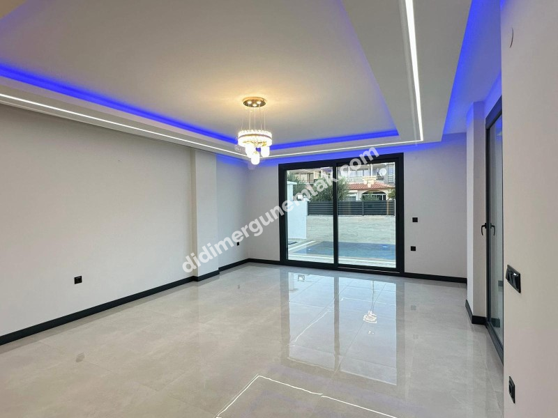  DİDİM EFELER MAHALLESİ’NDE ULTRA LÜKS 4+1 TAM MÜSTAKİL AYRI MUTFAK | AKILLI SİSTEM | HAVUZLU & OTOPARKLI KÖŞE BAŞI FIRSAT VİLLA 