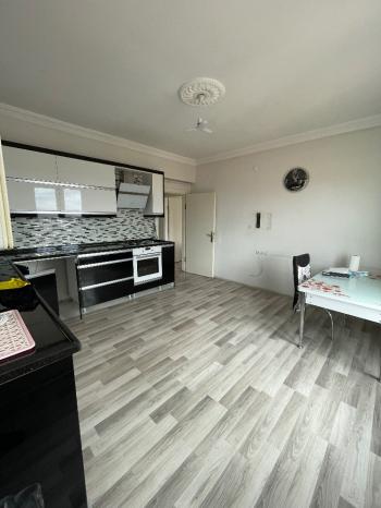 GÜVENAY - ÇORUM ŞENYURTTA EŞYALI 3+1 KİRALIK DAİRE